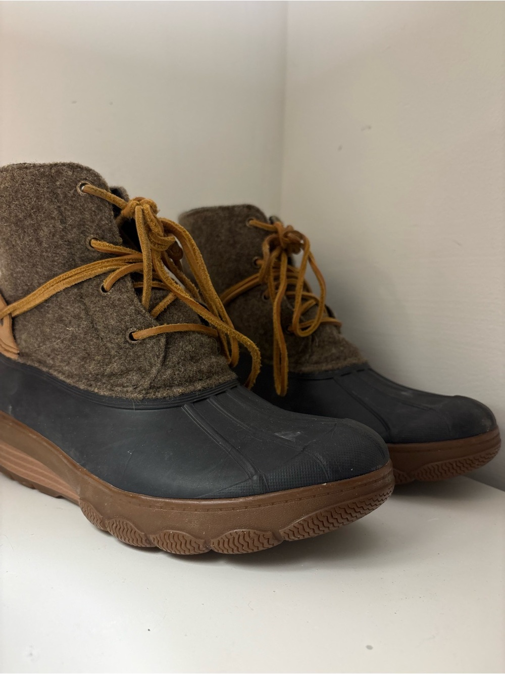 Sperry Brown and Black Lace-Up Duck Boots
